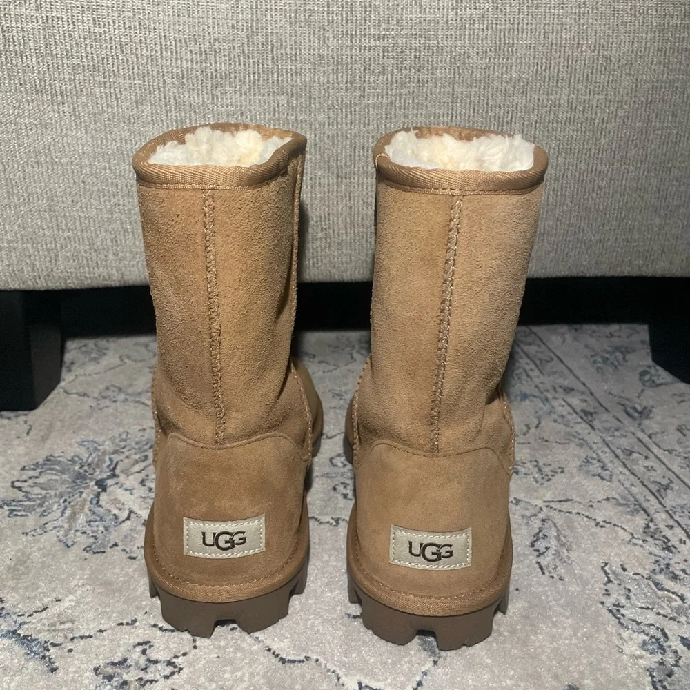 UGG Essential Bootie Chestnut